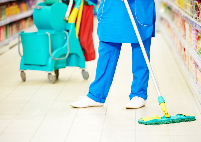 Retail Space Cleaning