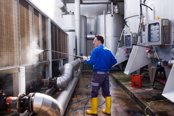 Industrial Facility Cleaning in Akron