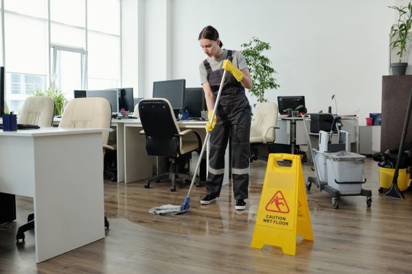 Business Cleaning Service in Akron